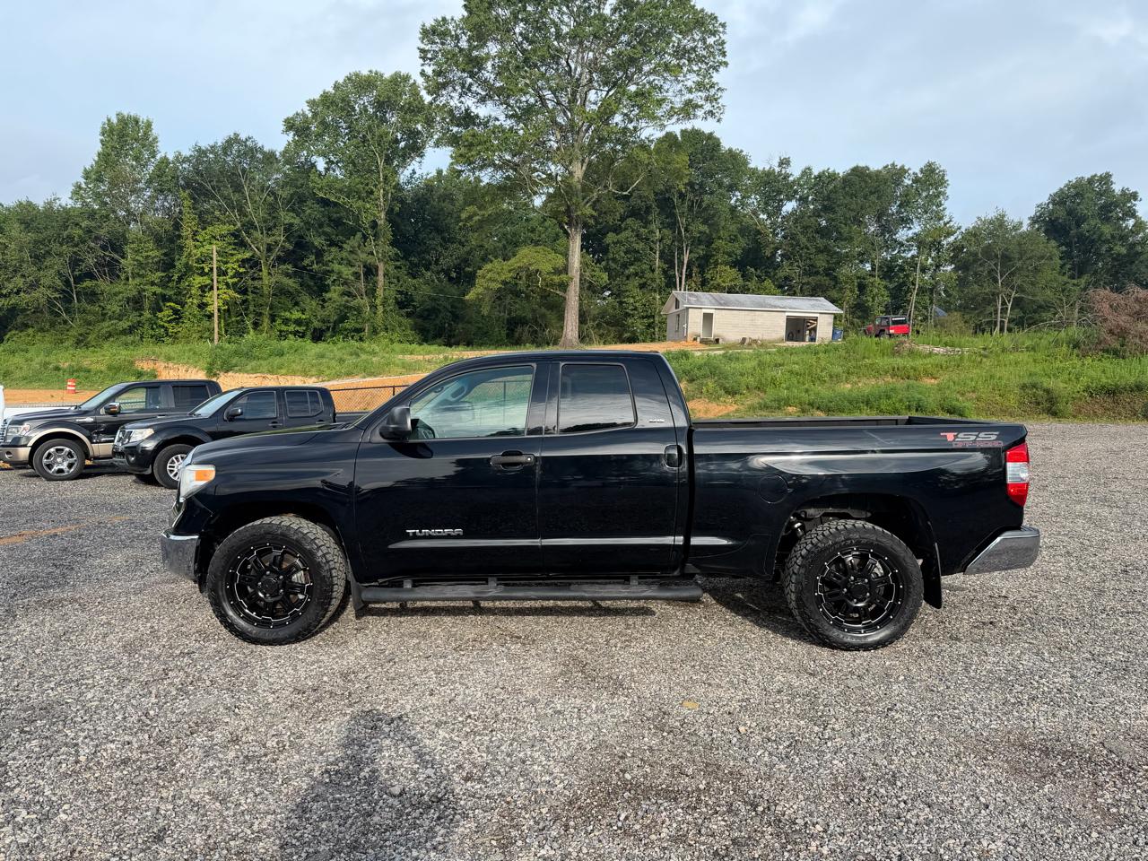 Toyota Tundra 2WD Truck Double Cab 4.6L V8 6-Spd AT SR5 (Natl) 2015