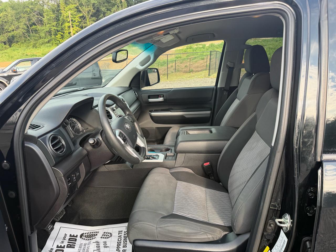 Toyota Tundra 2WD Truck Double Cab 4.6L V8 6-Spd AT SR5 (Natl) 2015