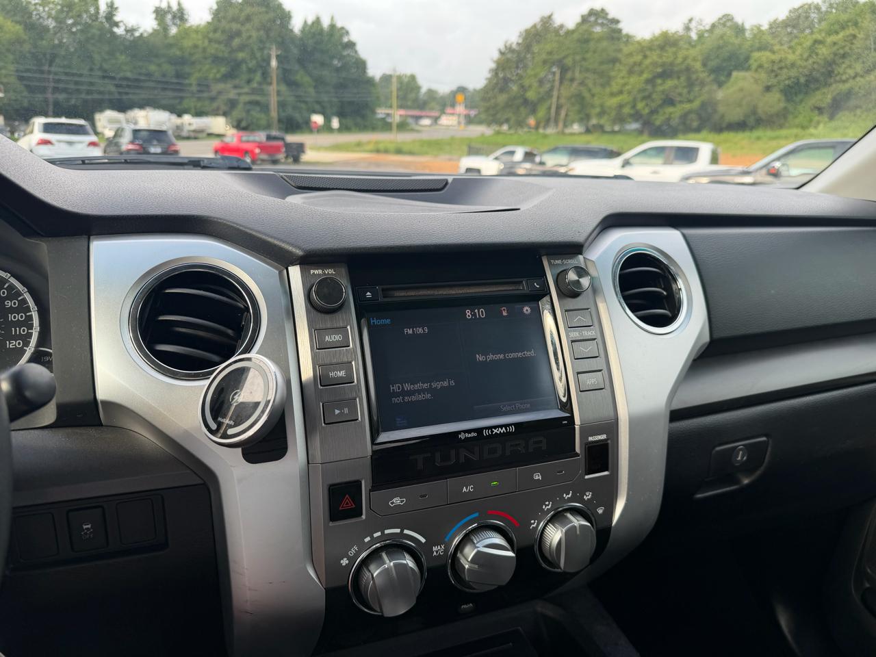 Toyota Tundra 2WD Truck Double Cab 4.6L V8 6-Spd AT SR5 (Natl) 2015