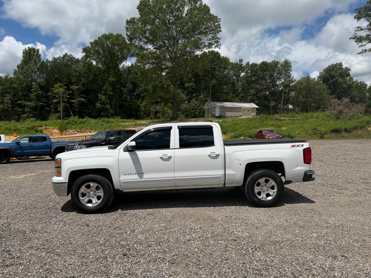 Chevrolet Silverado 1500 4WD Crew Cab 143.5" LT w/2LT 2015