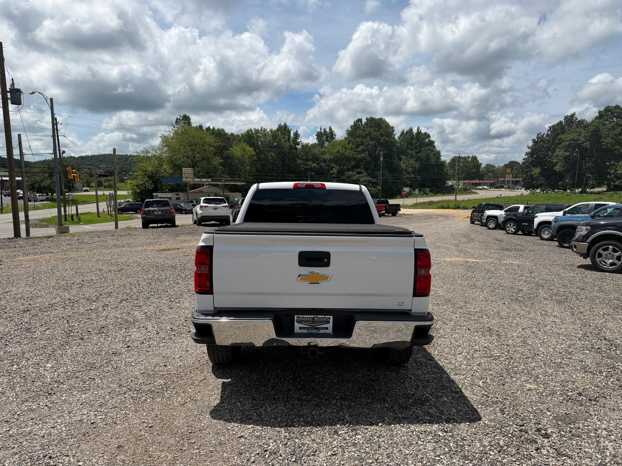 Chevrolet Silverado 1500 4WD Crew Cab 143.5" LT w/2LT 2015