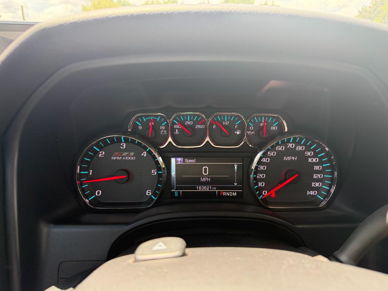 Chevrolet Silverado 1500 4WD Crew Cab 143.5" LT w/2LT 2015