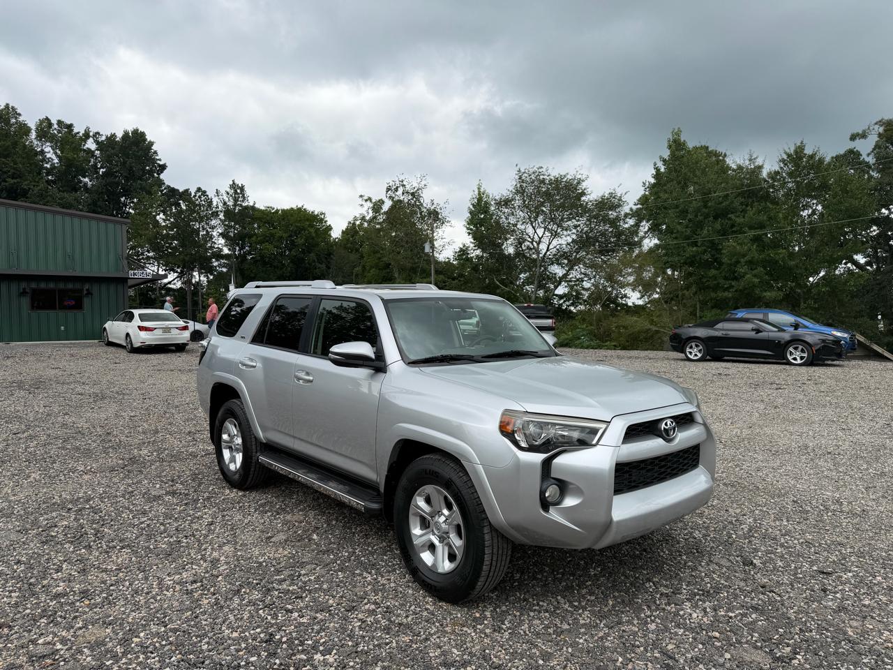 Toyota 4Runner SR5 Premium 2WD (Natl) 2017
