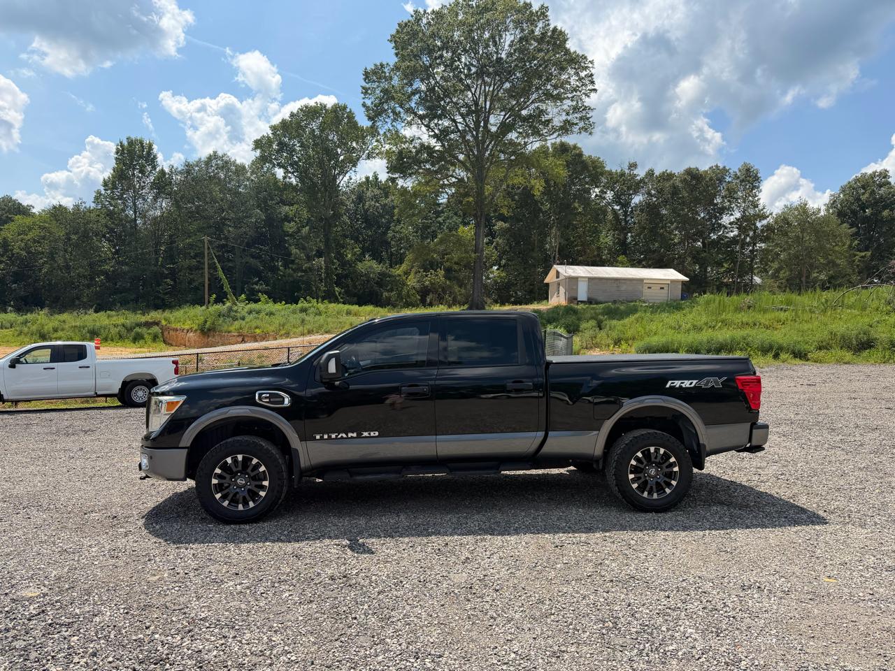 Nissan Titan XD 4x4 Diesel Crew Cab PRO-4X 2017