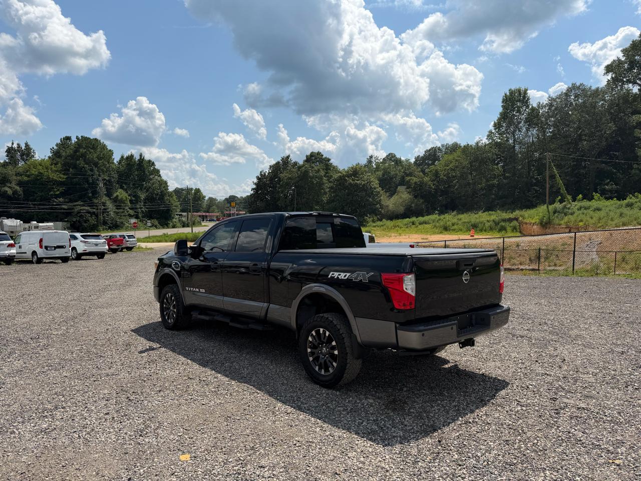 Nissan Titan XD 4x4 Diesel Crew Cab PRO-4X 2017