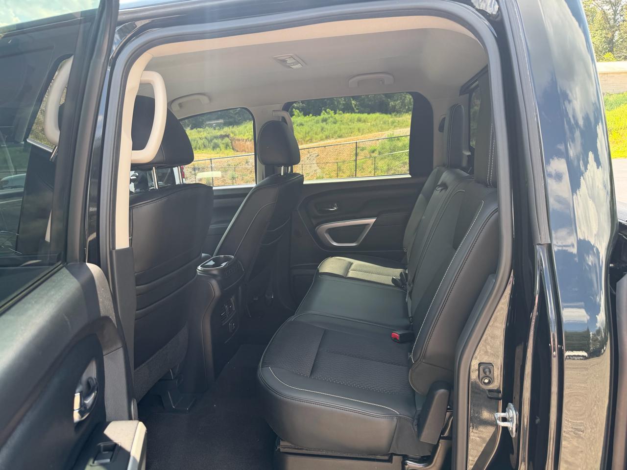 Nissan Titan XD 4x4 Diesel Crew Cab PRO-4X 2017