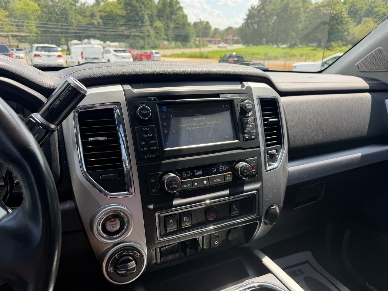 Nissan Titan XD 4x4 Diesel Crew Cab PRO-4X 2017