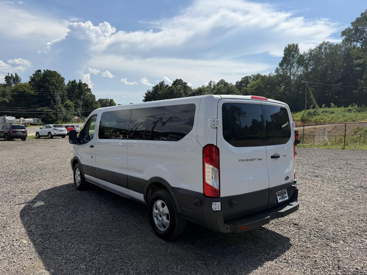Ford Transit Wagon T-350 148" Low Roof XLT Sliding RH Dr 2017