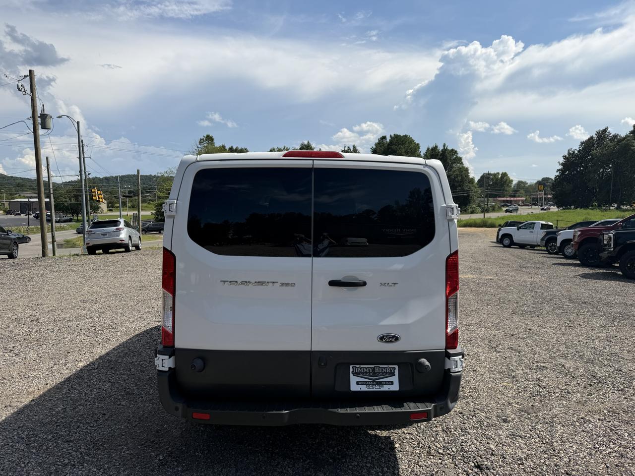 Ford Transit Wagon T-350 148" Low Roof XLT Sliding RH Dr 2017