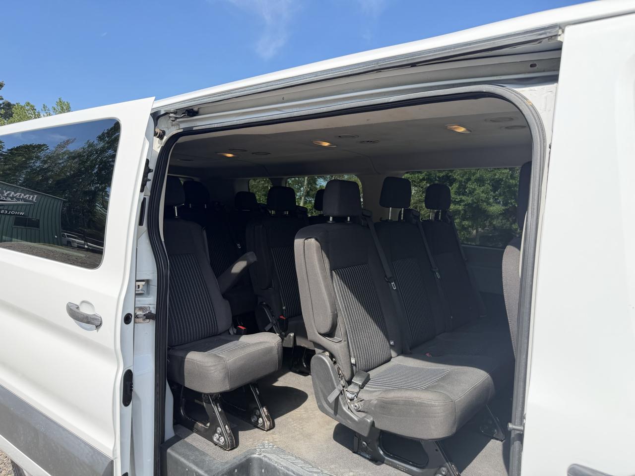 Ford Transit Wagon T-350 148" Low Roof XLT Sliding RH Dr 2017