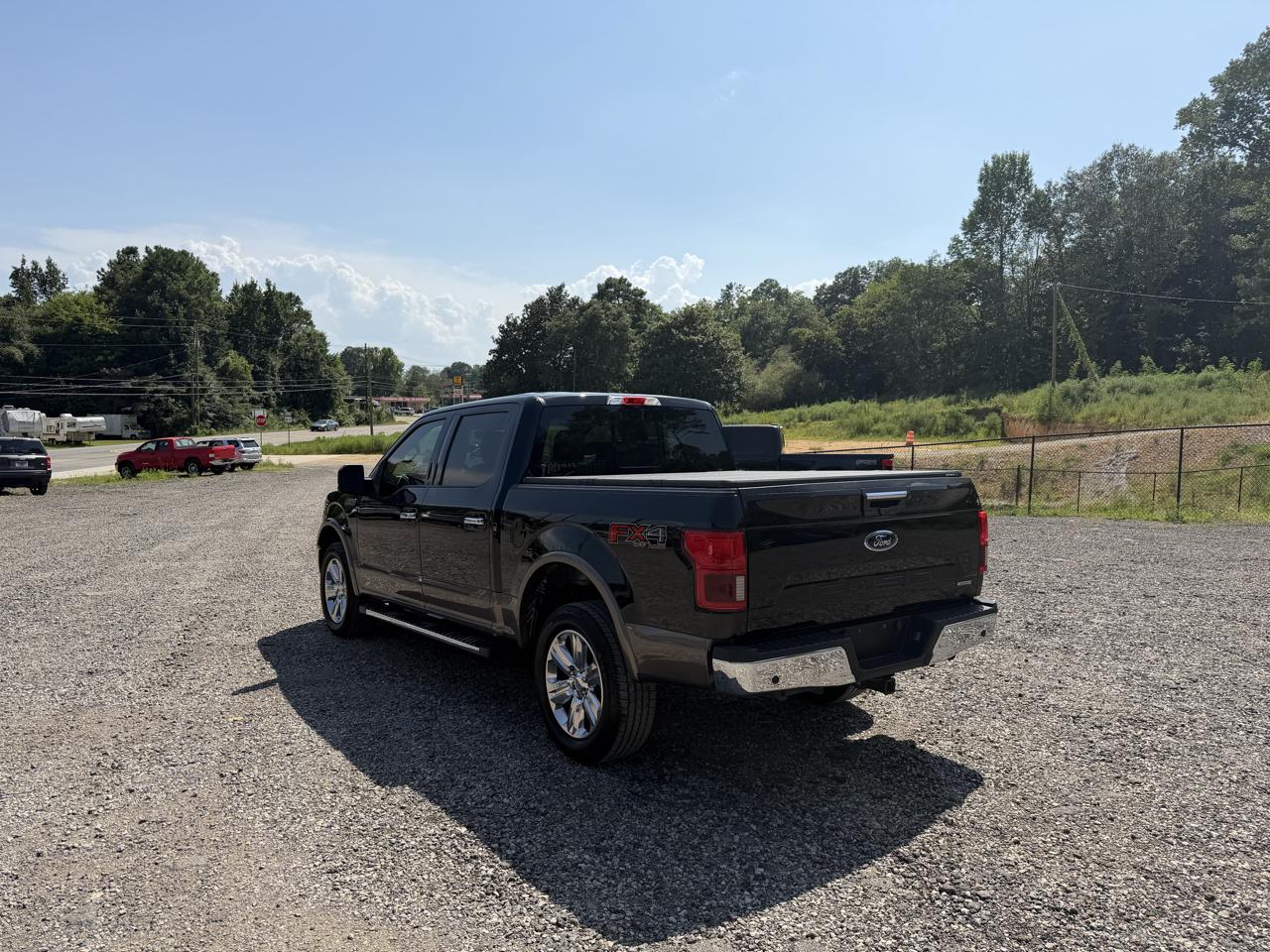 Ford F-150 4WD SuperCrew 157" Lariat 2019