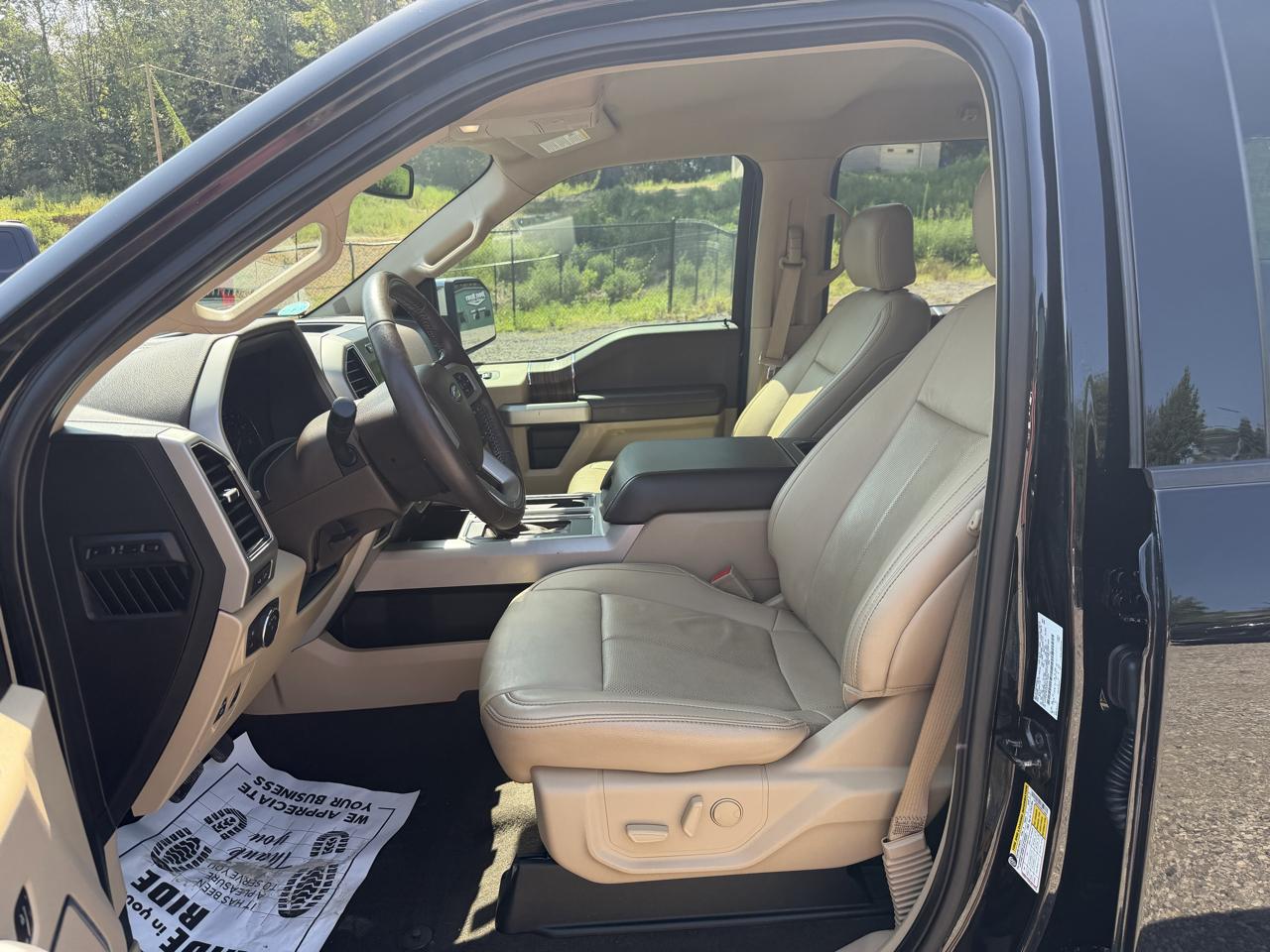 Ford F-150 4WD SuperCrew 157" Lariat 2019