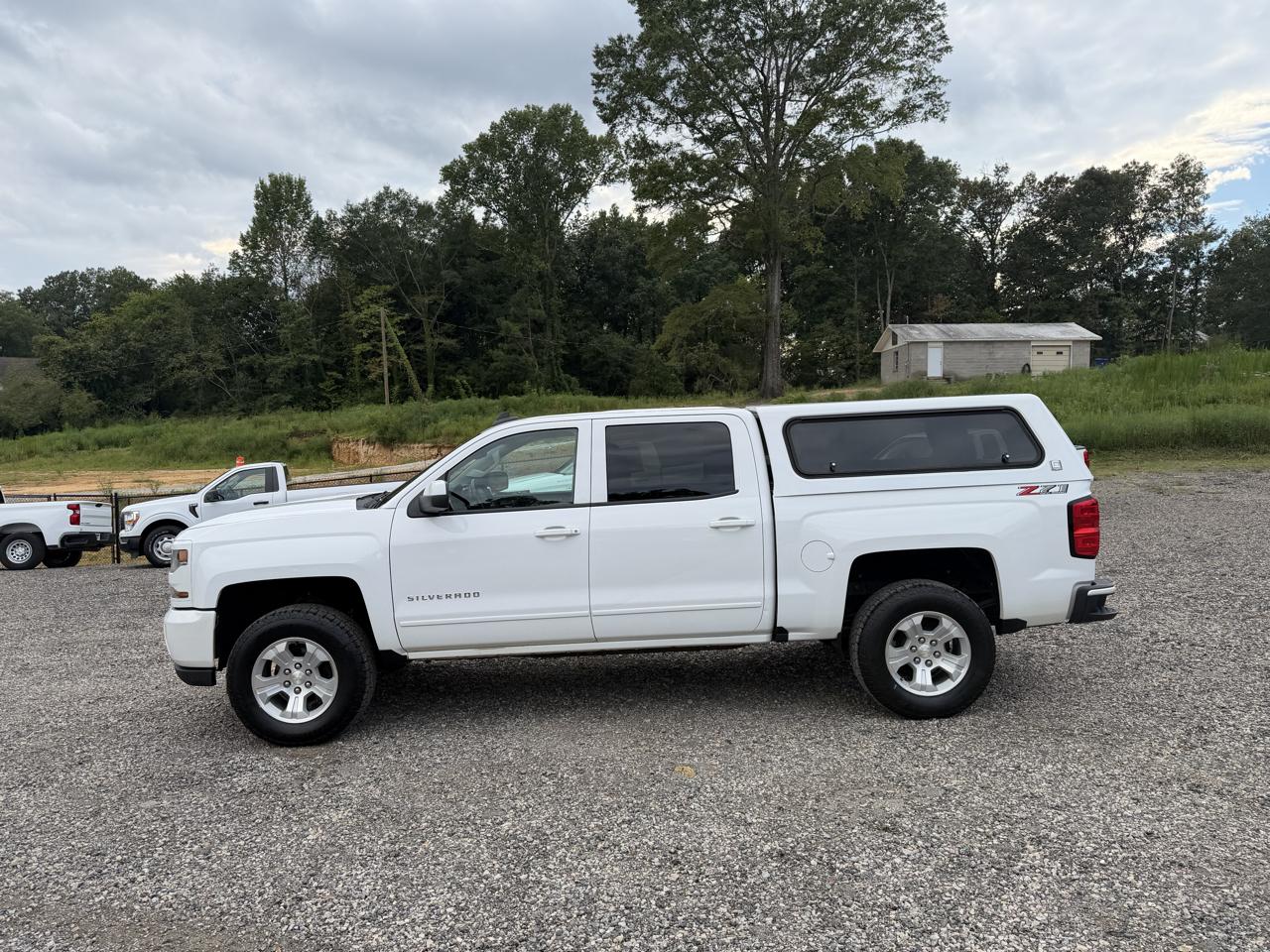 Chevrolet Silverado 1500 4WD Crew Cab 143.5" LT w/2LT 2018