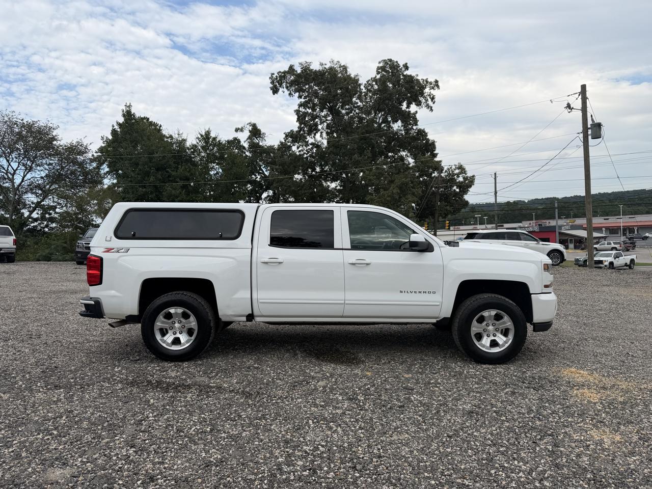 Chevrolet Silverado 1500 4WD Crew Cab 143.5" LT w/2LT 2018