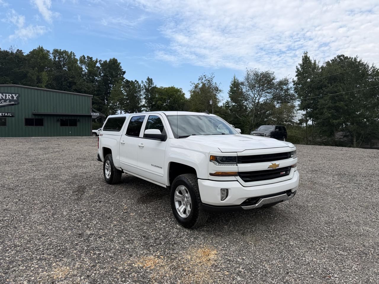 Chevrolet Silverado 1500 4WD Crew Cab 143.5" LT w/2LT 2018