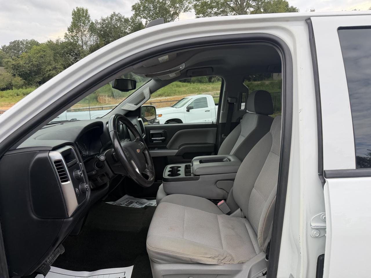 Chevrolet Silverado 1500 4WD Crew Cab 143.5" LT w/2LT 2018