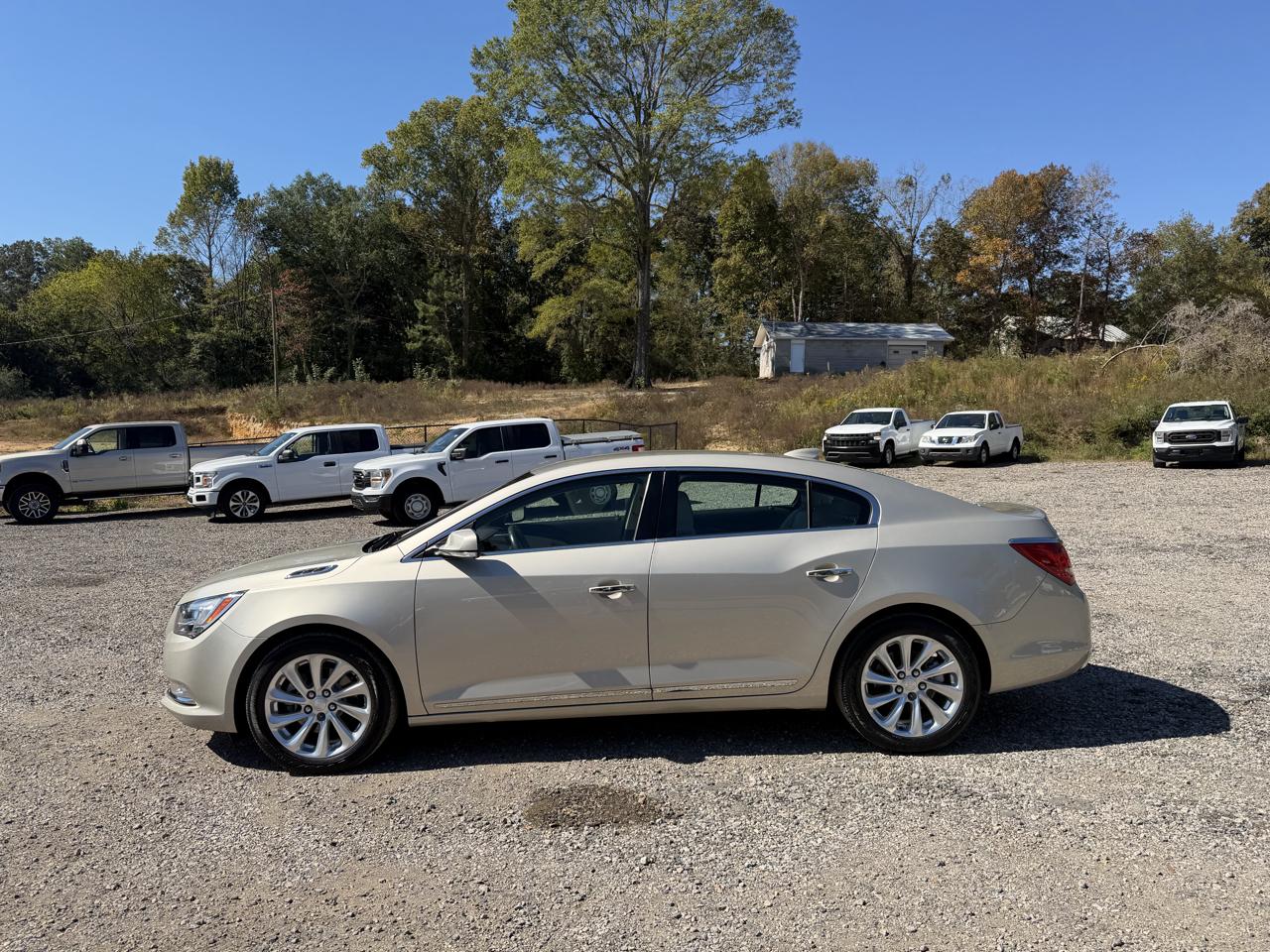 Buick LaCrosse 4dr Sdn Leather FWD 2015