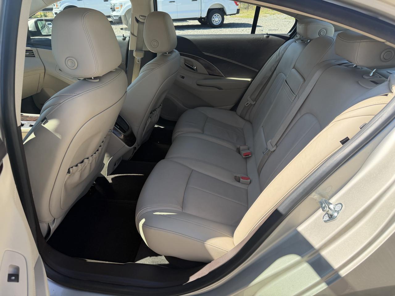 Buick LaCrosse 4dr Sdn Leather FWD 2015