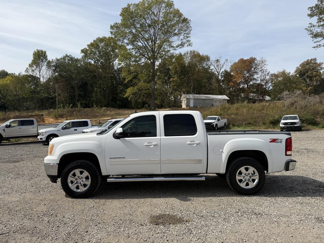 GMC Sierra 1500 4WD Crew Cab 143.5" SLT 2010