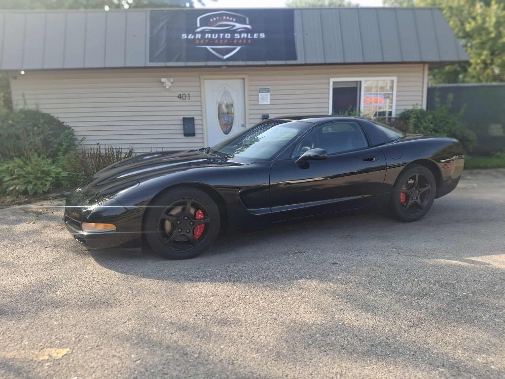 Chevrolet Corvette  2001