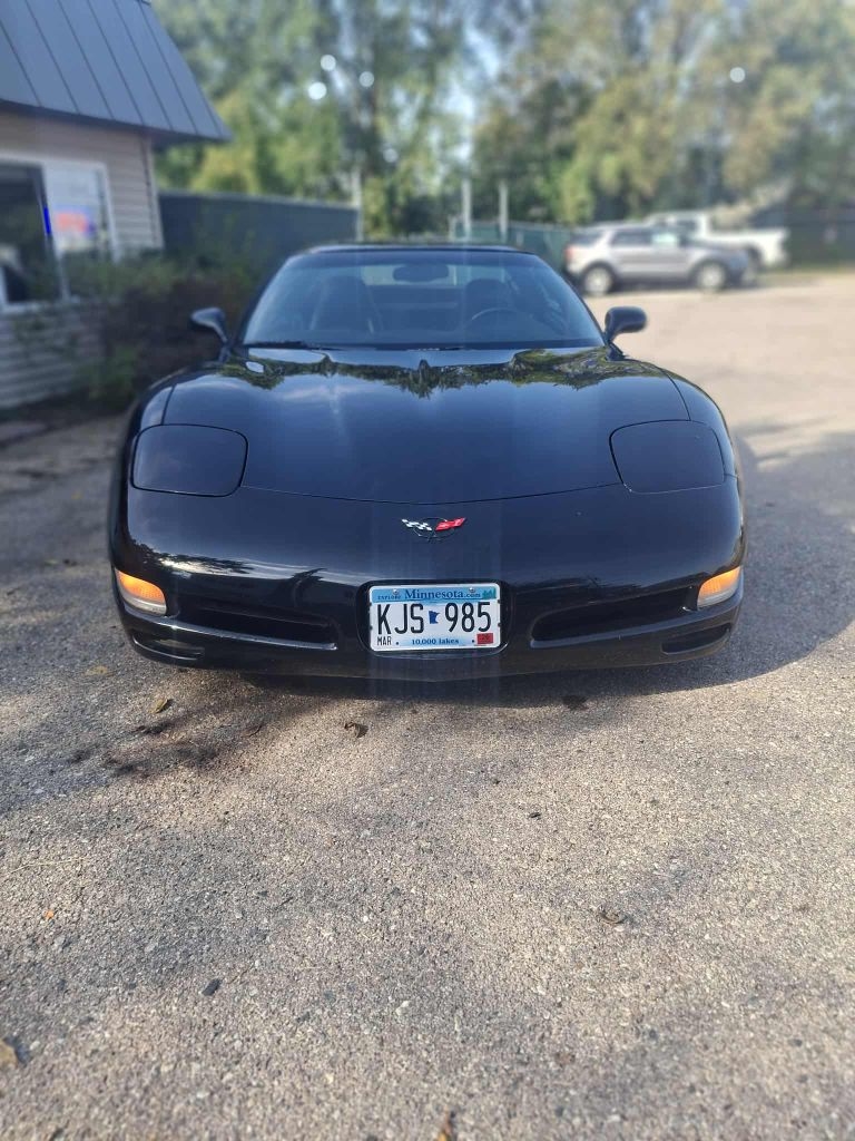 Chevrolet Corvette  2001