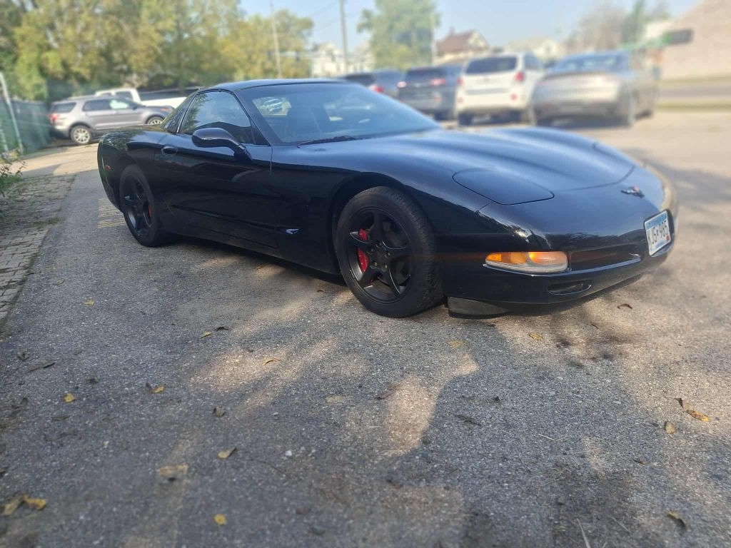 Chevrolet Corvette  2001
