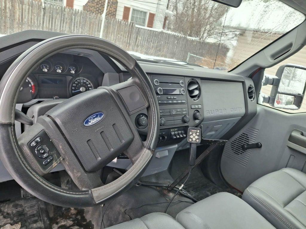 Ford F-350 SD XL 4WD 2011