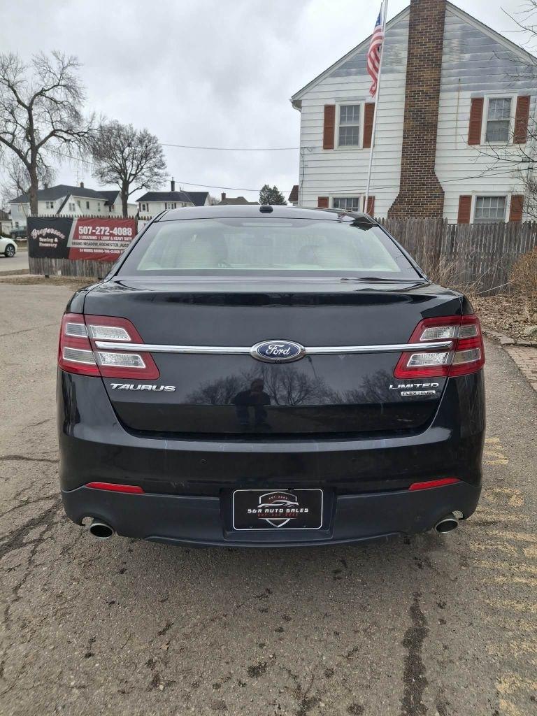 Ford Taurus Limited FWD 2013