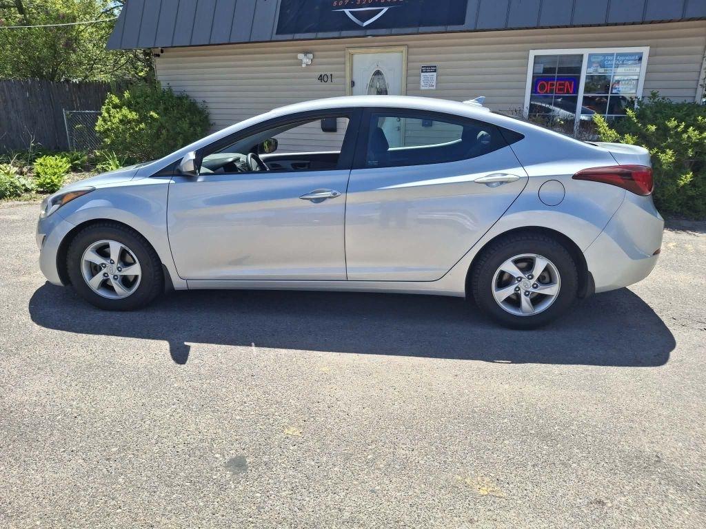 2015 Hyundai Elantra SE 6AT