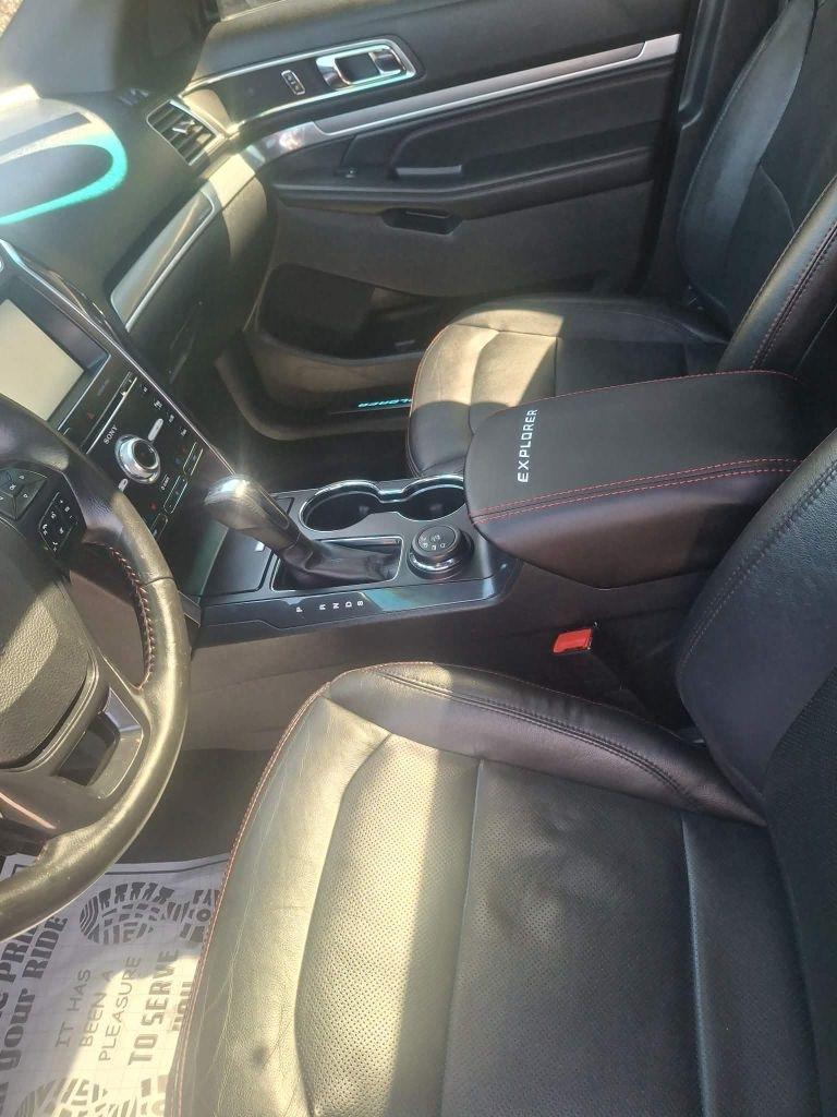 Ford Explorer Sport 4WD 2016