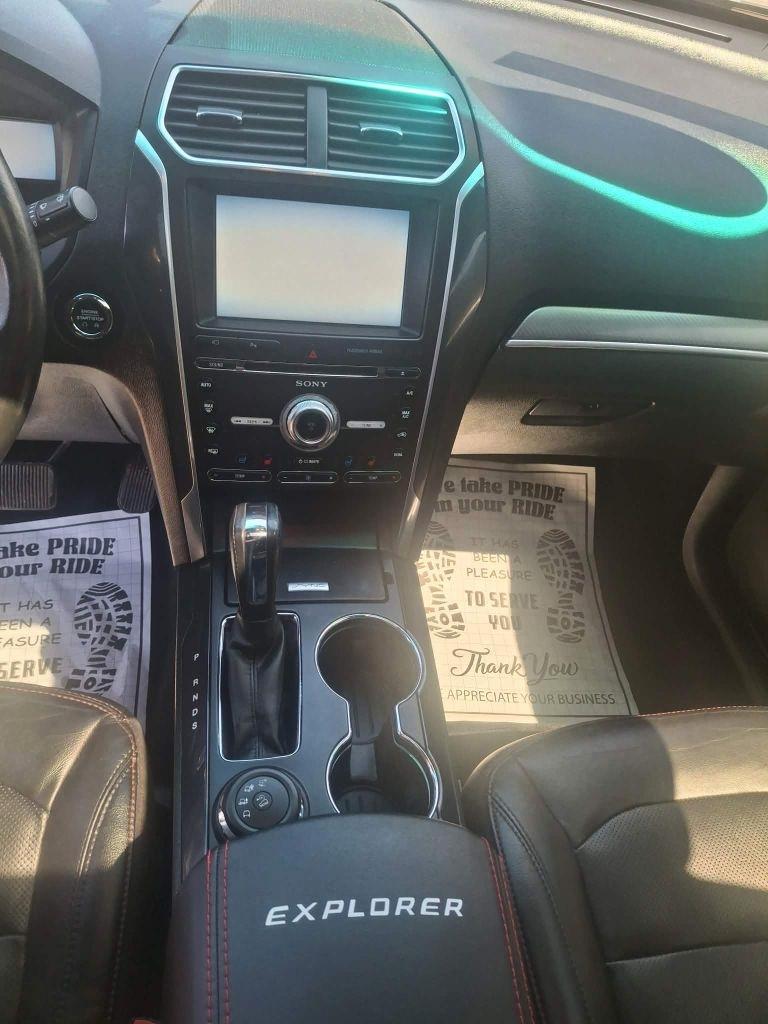 Ford Explorer Sport 4WD 2016