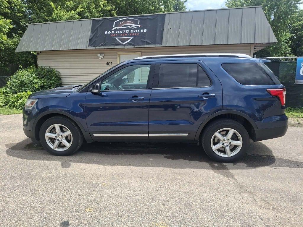 Ford Explorer XLT 4WD 2016