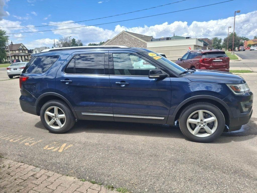 Ford Explorer XLT 4WD 2016