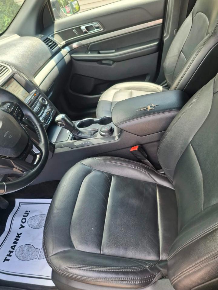Ford Explorer XLT 4WD 2018