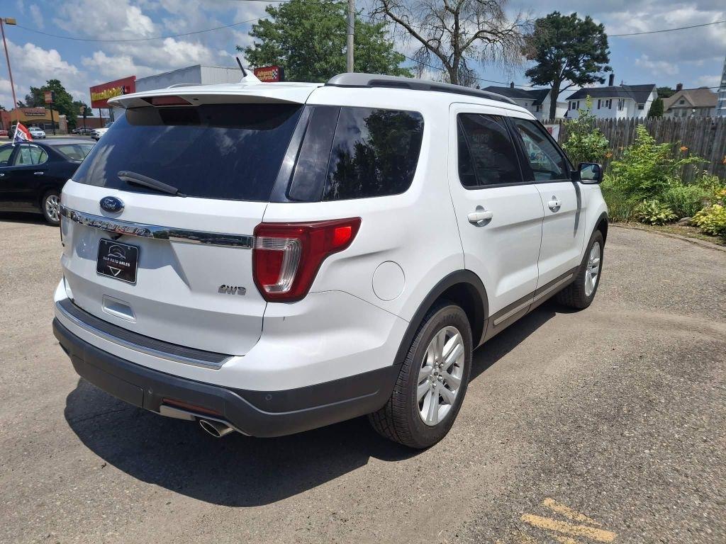 Ford Explorer XLT 4WD 2018