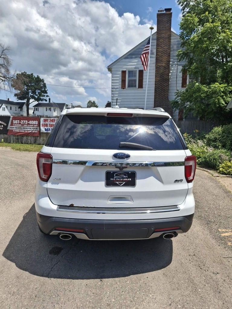 Ford Explorer XLT 4WD 2018