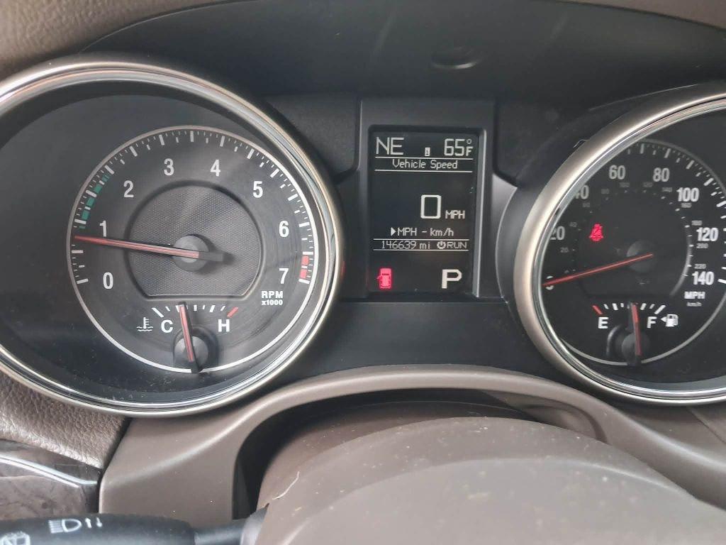 Jeep Grand Cherokee Laredo 4WD 2011