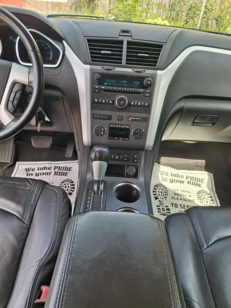Chevrolet Traverse 2LT AWD 2012
