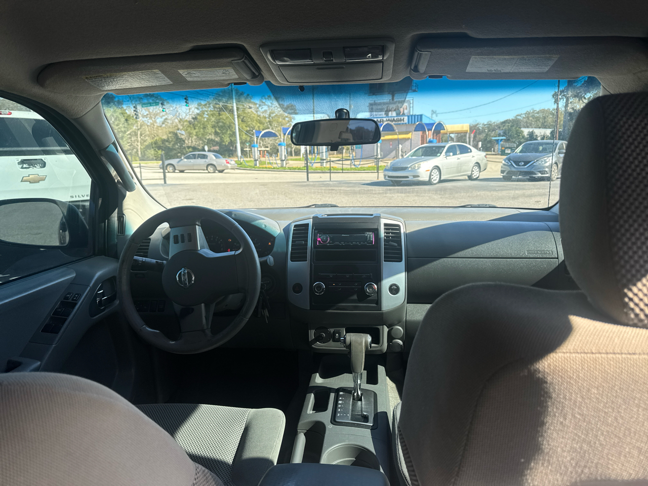 Nissan Frontier  2012