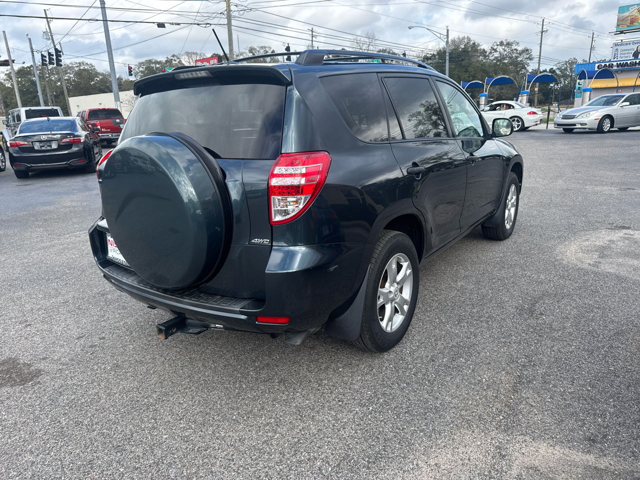 Toyota RAV4  2011