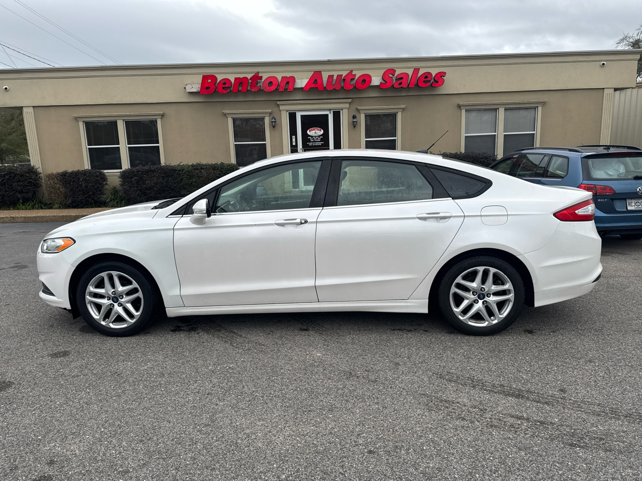 2014 Ford Fusion SE