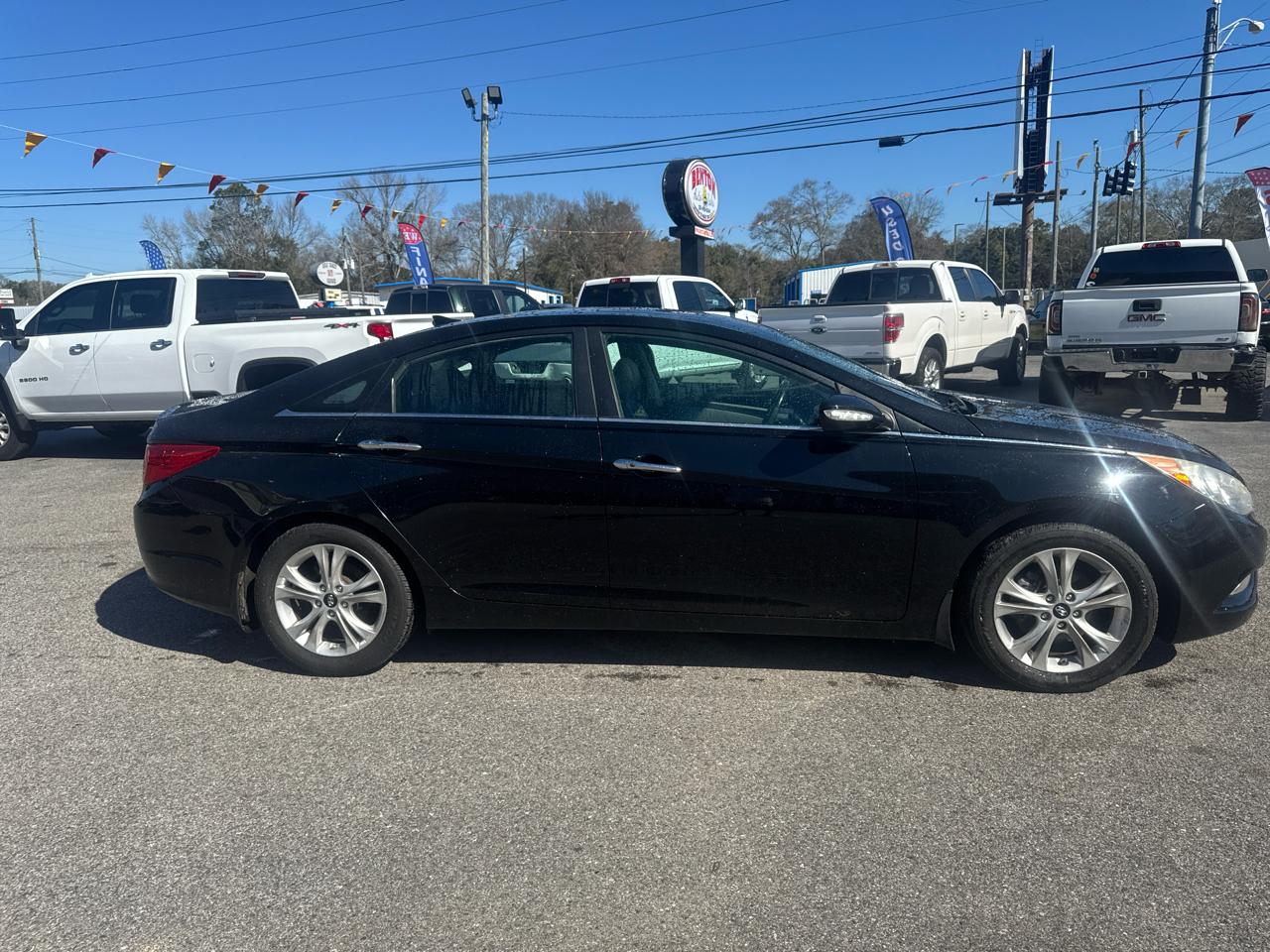 Hyundai Sonata  2013