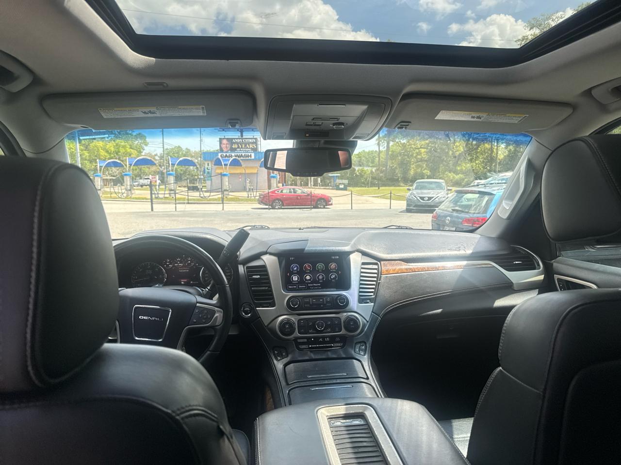 GMC Yukon Denali  2015