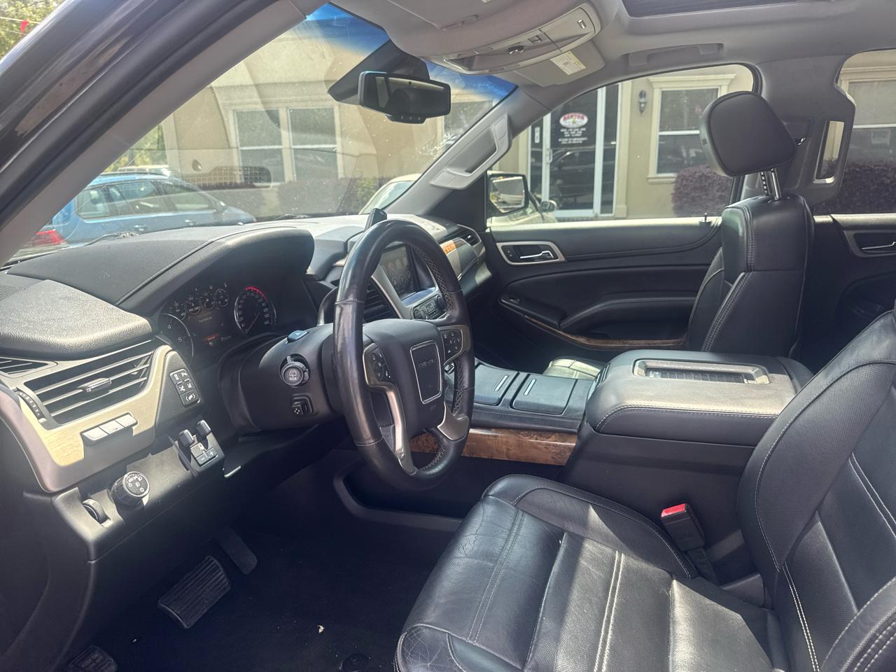 GMC Yukon Denali  2015