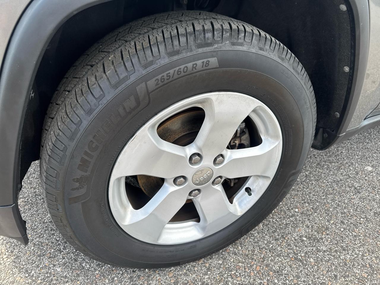 Jeep Grand Cherokee  2012