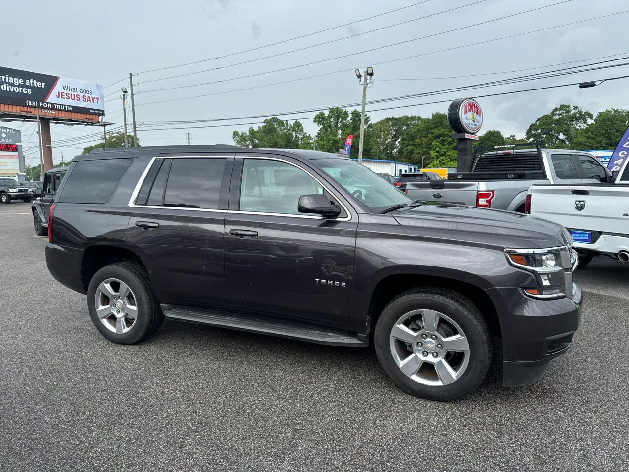 Chevrolet Tahoe  2017