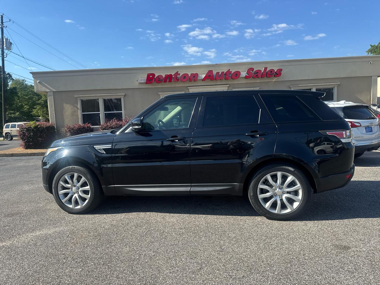 2014 Land Rover Range Rover Sport SE's photo