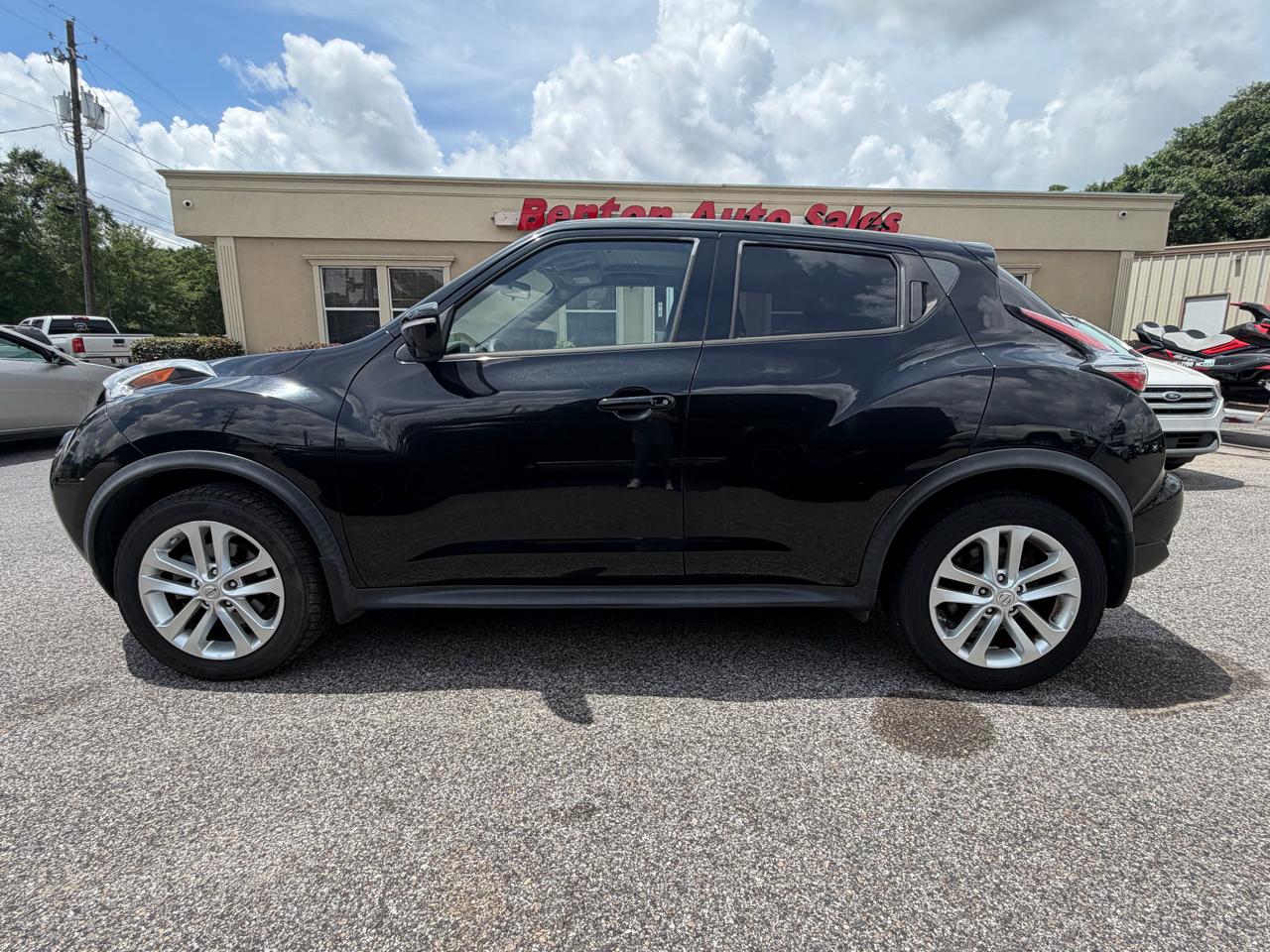 2016 Nissan Juke SV FWD CVT's photo