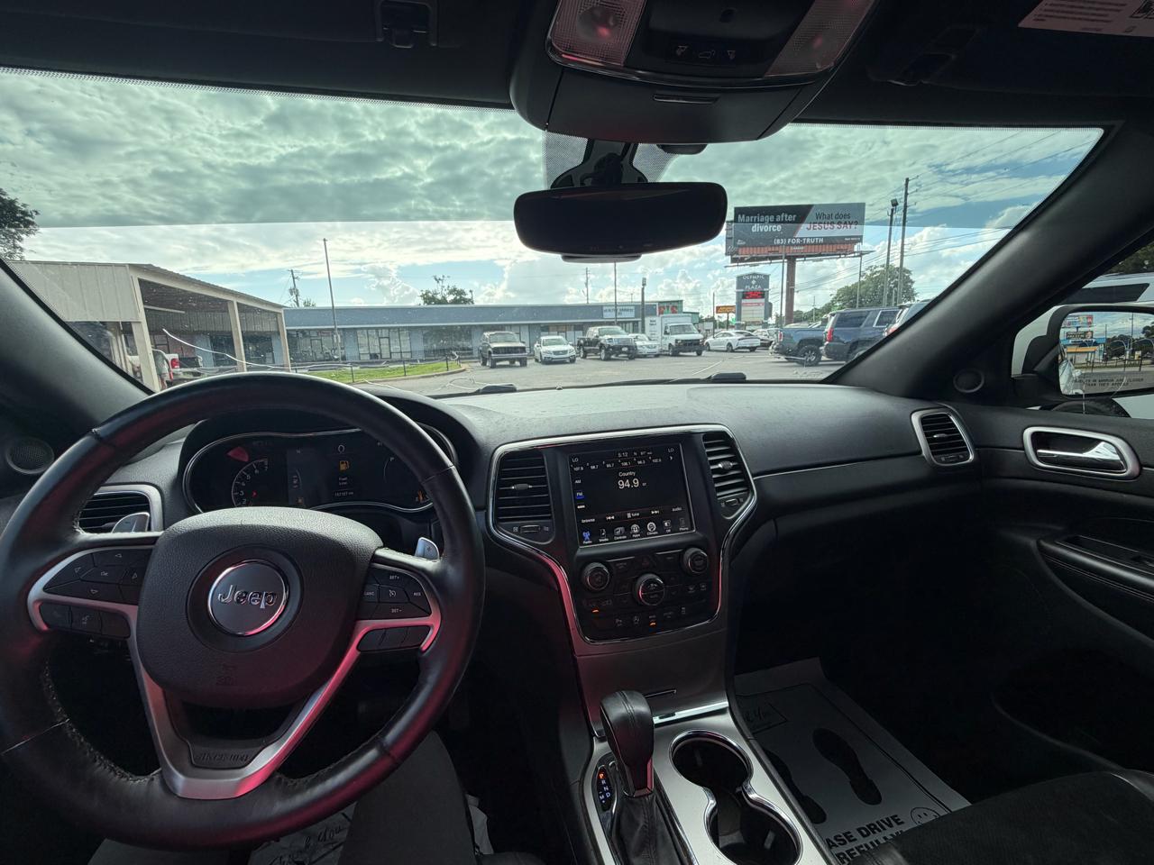 Jeep Grand Cherokee  2017