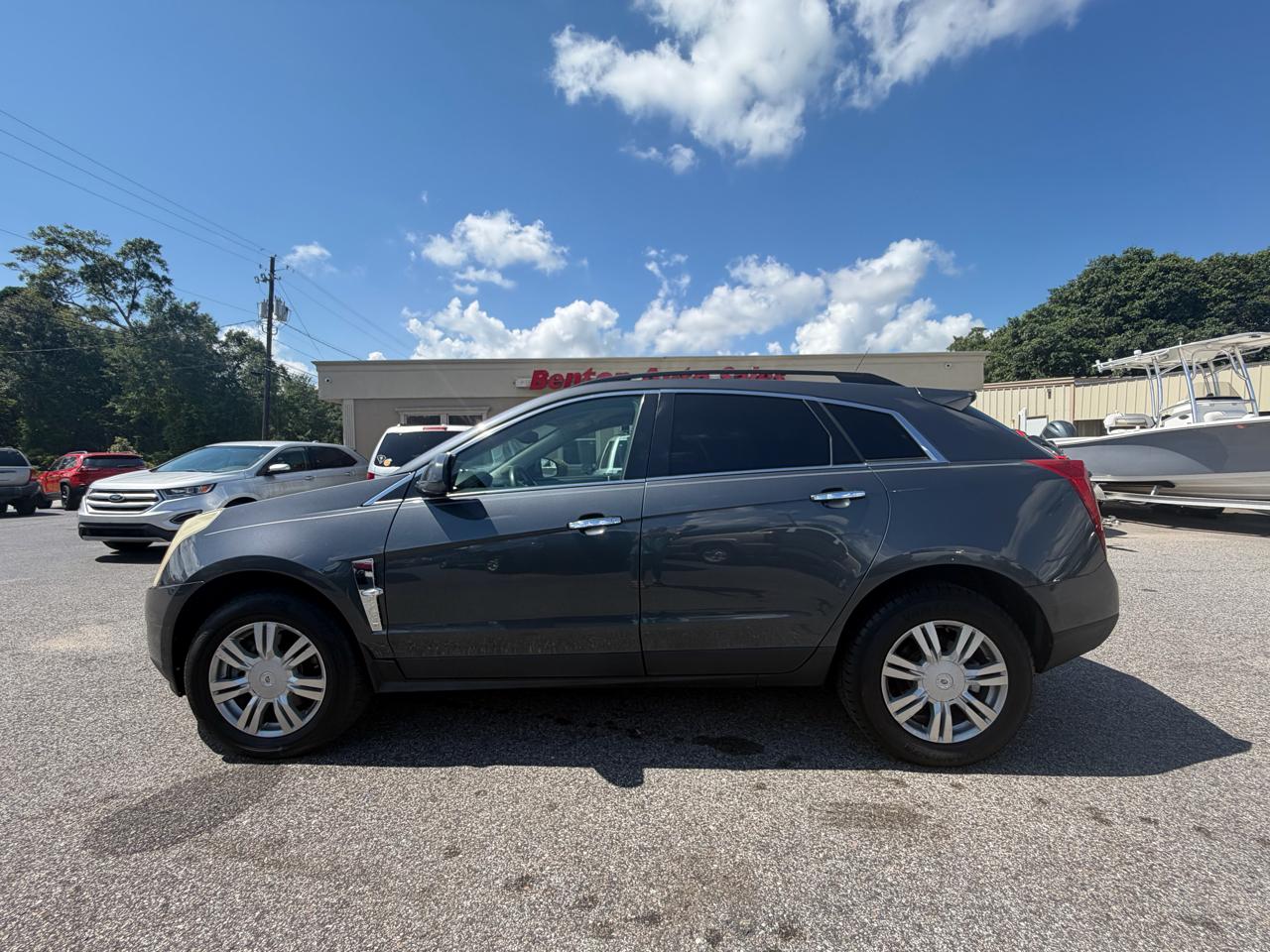 2010 Cadillac SRX FWD Base's photo
